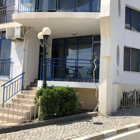 Vega Village Apartment *